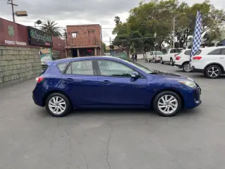 2013 Mazda MAZDA3 i Grand Touring