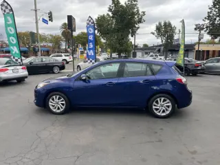 2013 Mazda MAZDA3 i Grand Touring