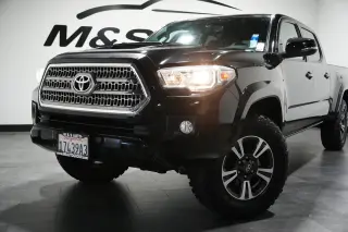 2017 Toyota Tacoma