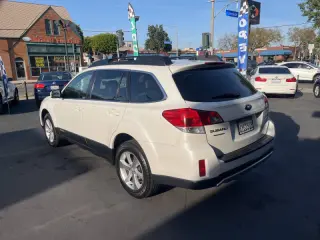 2013 Subaru Outback 2.5i Limited
