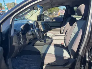 2007 Nissan Titan SE