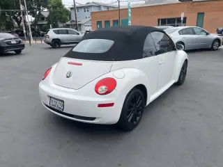 2009 Volkswagen New Beetle Convertible Base PZEV