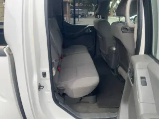 2009 Nissan Frontier SE V6
