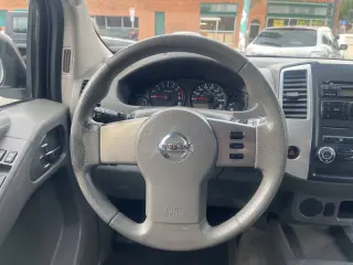 2009 Nissan Frontier SE V6