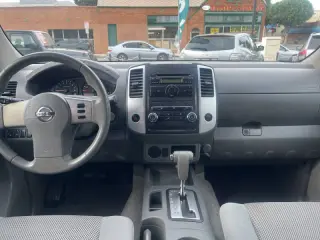 2009 Nissan Frontier SE V6