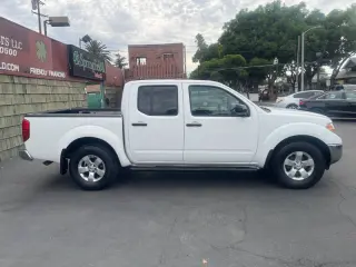 2009 Nissan Frontier SE V6