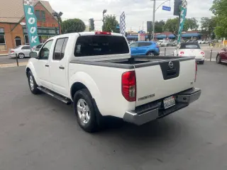 2009 Nissan Frontier SE V6