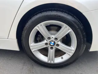 2015 BMW 3 Series 320i