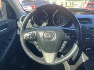 2013 Mazda MAZDA3 i Touring