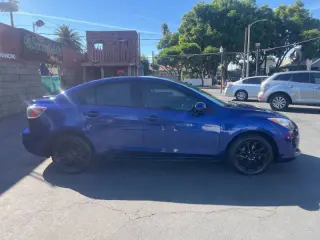 2013 Mazda MAZDA3 i Touring