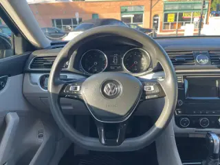 2016 Volkswagen Passat 1.8T S