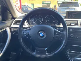 2012 BMW 3 Series 328i