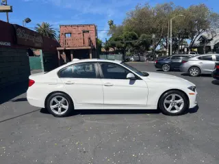 2012 BMW 3 Series 328i