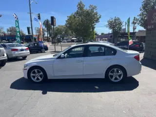 2012 BMW 3 Series 328i