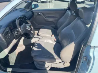 2002 Volkswagen Cabrio GLX