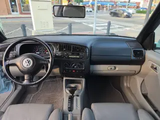 2002 Volkswagen Cabrio GLX