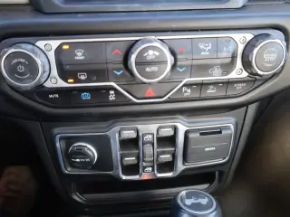Jeep Wrangler Unlimited 2021 4x4 Sahara 4xe 4dr SUV