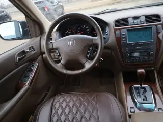 Acura MDX 2005 AWD Touring 4dr SUV