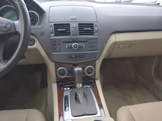 2011 Mercedes-Benz C-Class C 300 Luxury