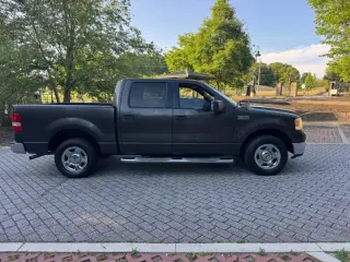 2006 Ford F-150 XLT