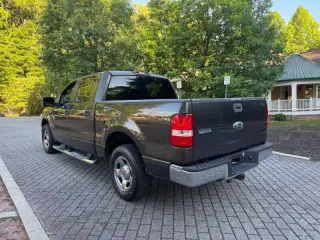 2006 Ford F-150 XLT