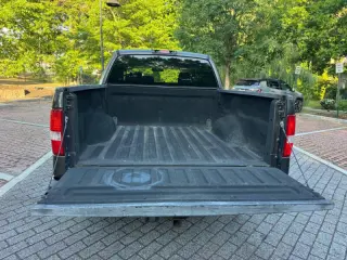 2006 Ford F-150 XLT