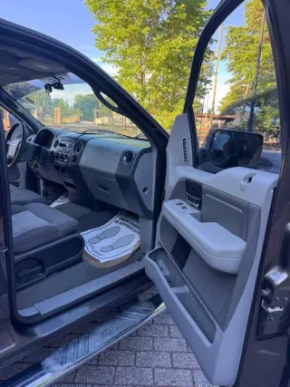 2006 Ford F-150 XLT