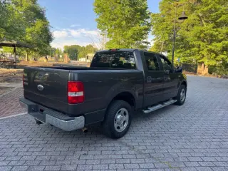 2006 Ford F-150 XLT