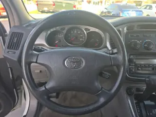 2003 Toyota Highlander