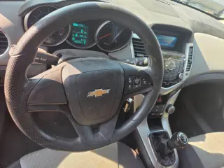 2015 Chevrolet Cruze L Manual