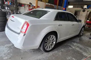 2013 Chrysler 300 C Luxury Series