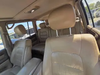 2002 Lexus LX 470