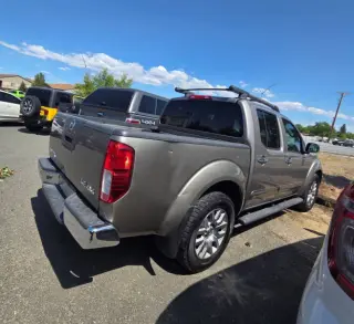 2009 Nissan Frontier SE V6