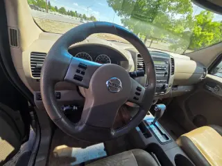 2009 Nissan Frontier SE V6