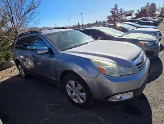 2010 Subaru Outback 2.5i Premium