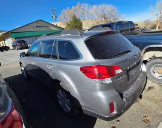 2010 Subaru Outback 2.5i Premium