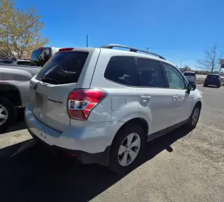 2015 Subaru Forester 2.5i