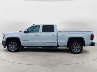 GMC Sierra 1500 2018 4x4 SLT 4dr Crew Cab 5.8 ft. SB