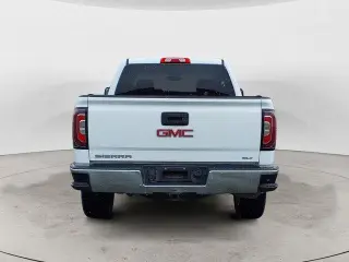 GMC Sierra 1500 2018 4x4 SLT 4dr Crew Cab 5.8 ft. SB