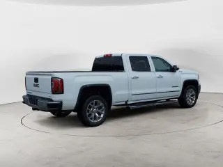 GMC Sierra 1500 2018 4x4 SLT 4dr Crew Cab 5.8 ft. SB