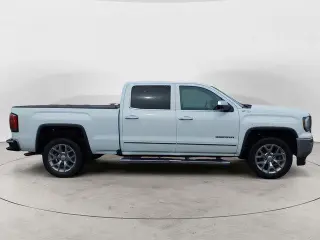 GMC Sierra 1500 2018 4x4 SLT 4dr Crew Cab 5.8 ft. SB