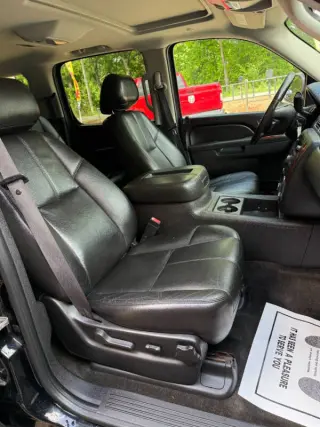2011 Chevrolet Suburban LT