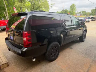 2011 Chevrolet Suburban LT