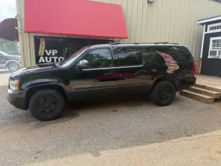 2011 Chevrolet Suburban LT