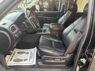 2011 Chevrolet Suburban LT