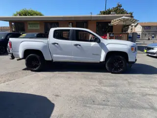 2021 GMC Canyon Elevation Standard
