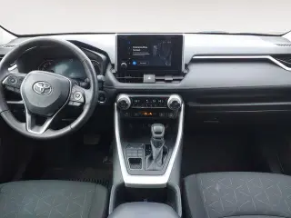 Toyota RAV4 2024 AWD XLE 4dr SUV