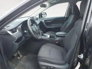 Toyota RAV4 2024 AWD XLE 4dr SUV