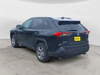 Toyota RAV4 2024 AWD XLE 4dr SUV