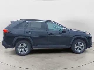 Toyota RAV4 2024 AWD XLE 4dr SUV